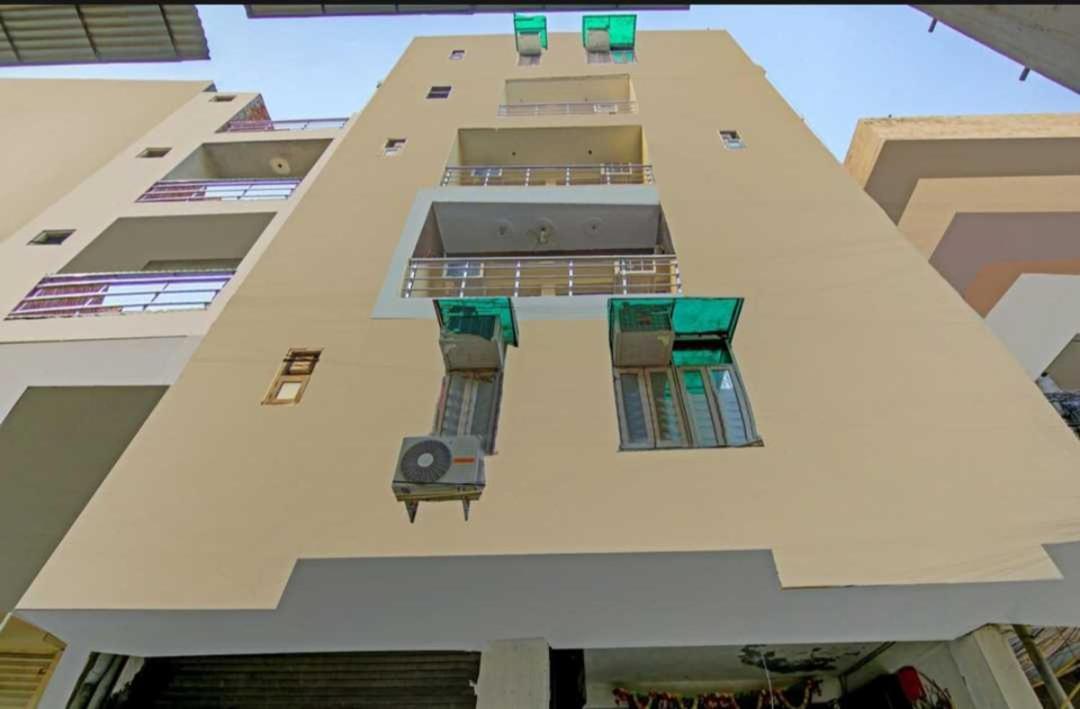 Oyo Shaurya Near Nangli Metro Station Hotel 3*
